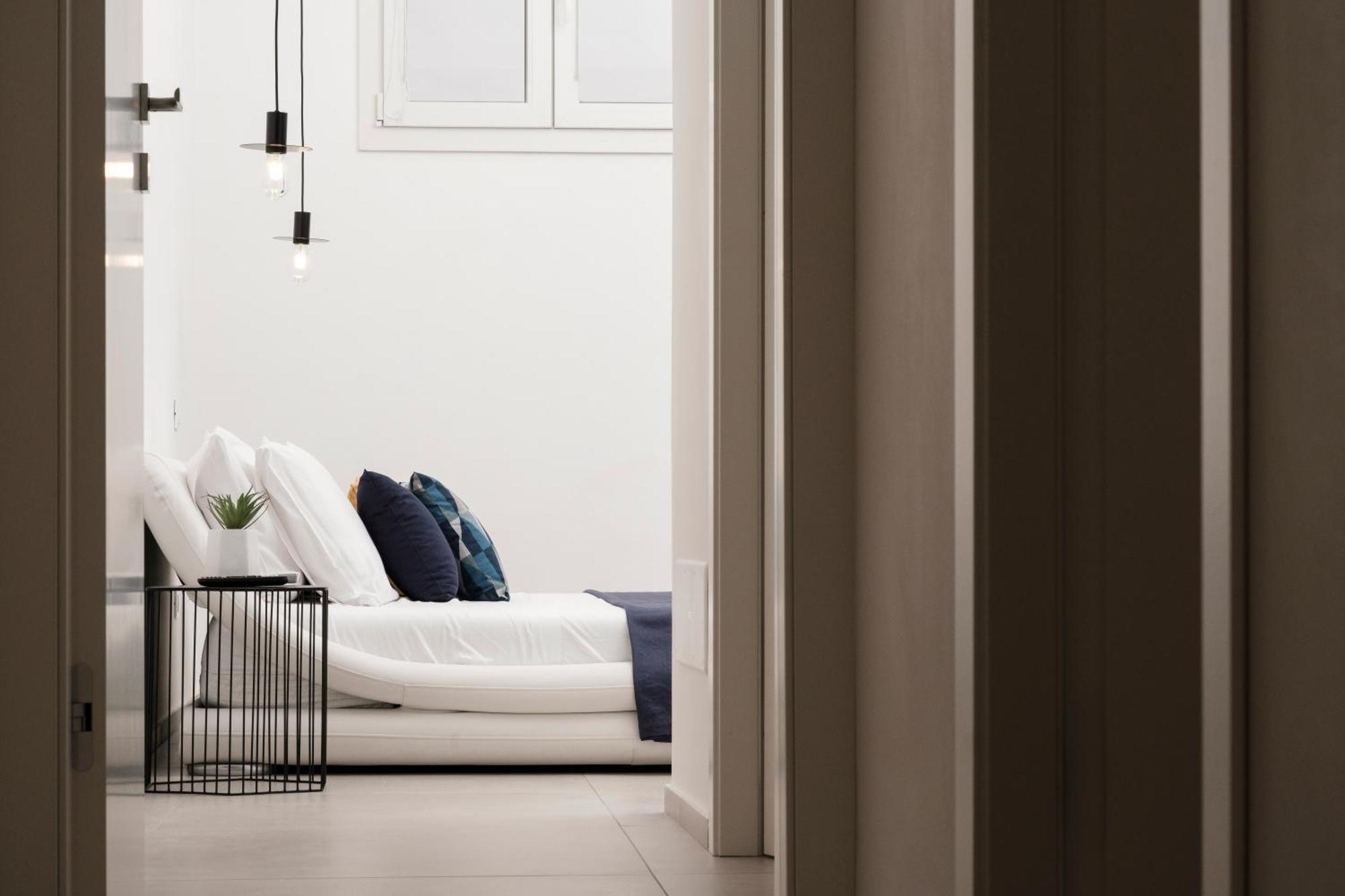 Pepoli Deluxe - Exclusive Apartment - Free Parking Trapani Kültér fotó